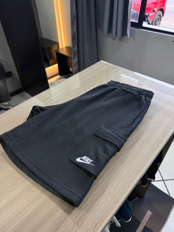 Bermuda Moletom Nike Cargo