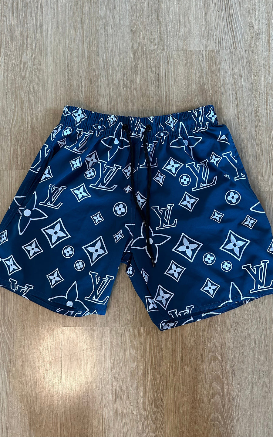 Bermuda Louis Vuitton