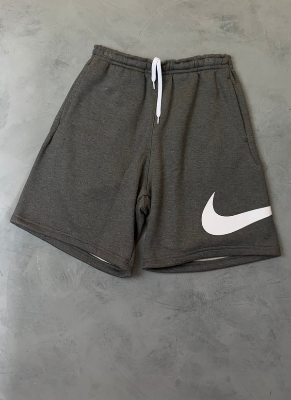 Bermuda Moletom Nike Cinza