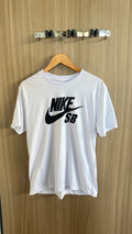 Camiseta Nike Branca