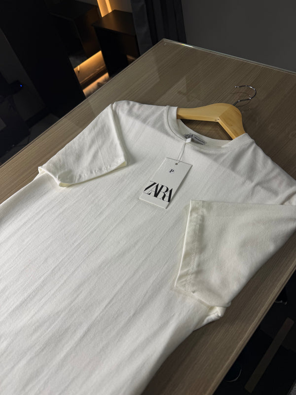 Camiseta Zara Slim Fit Off