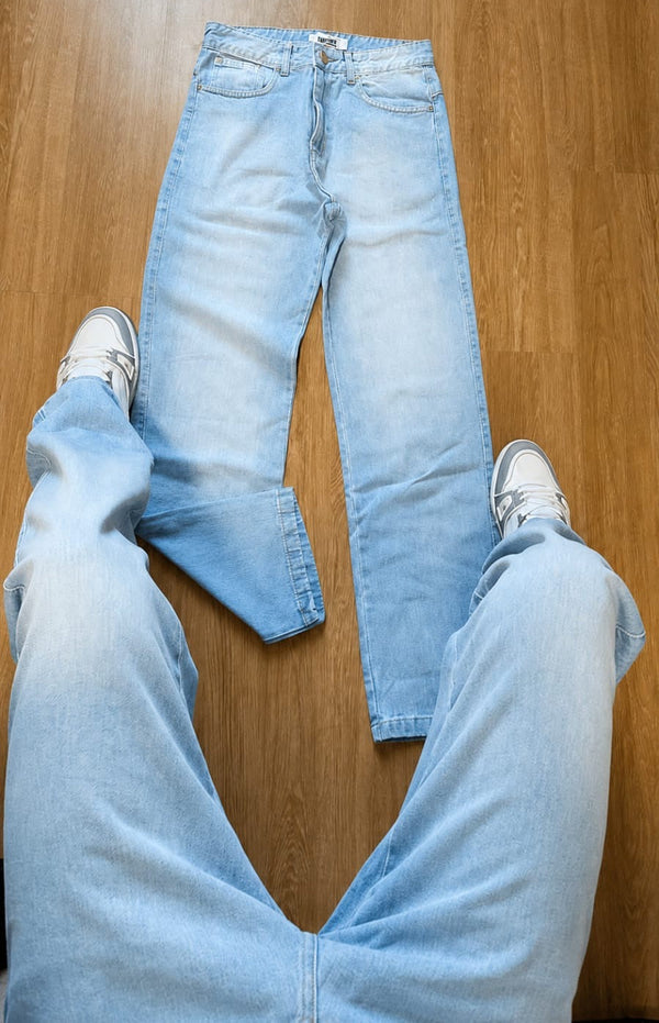 Calça Reta Clara