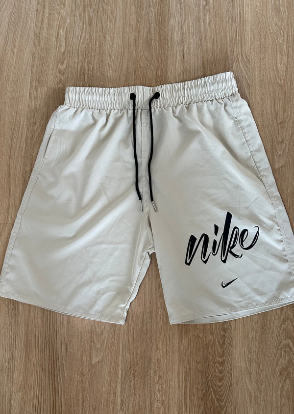 Bermuda Nike