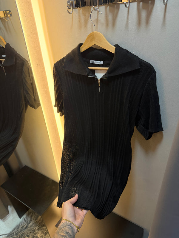 Camiseta Polo Italiana Zara - Preta