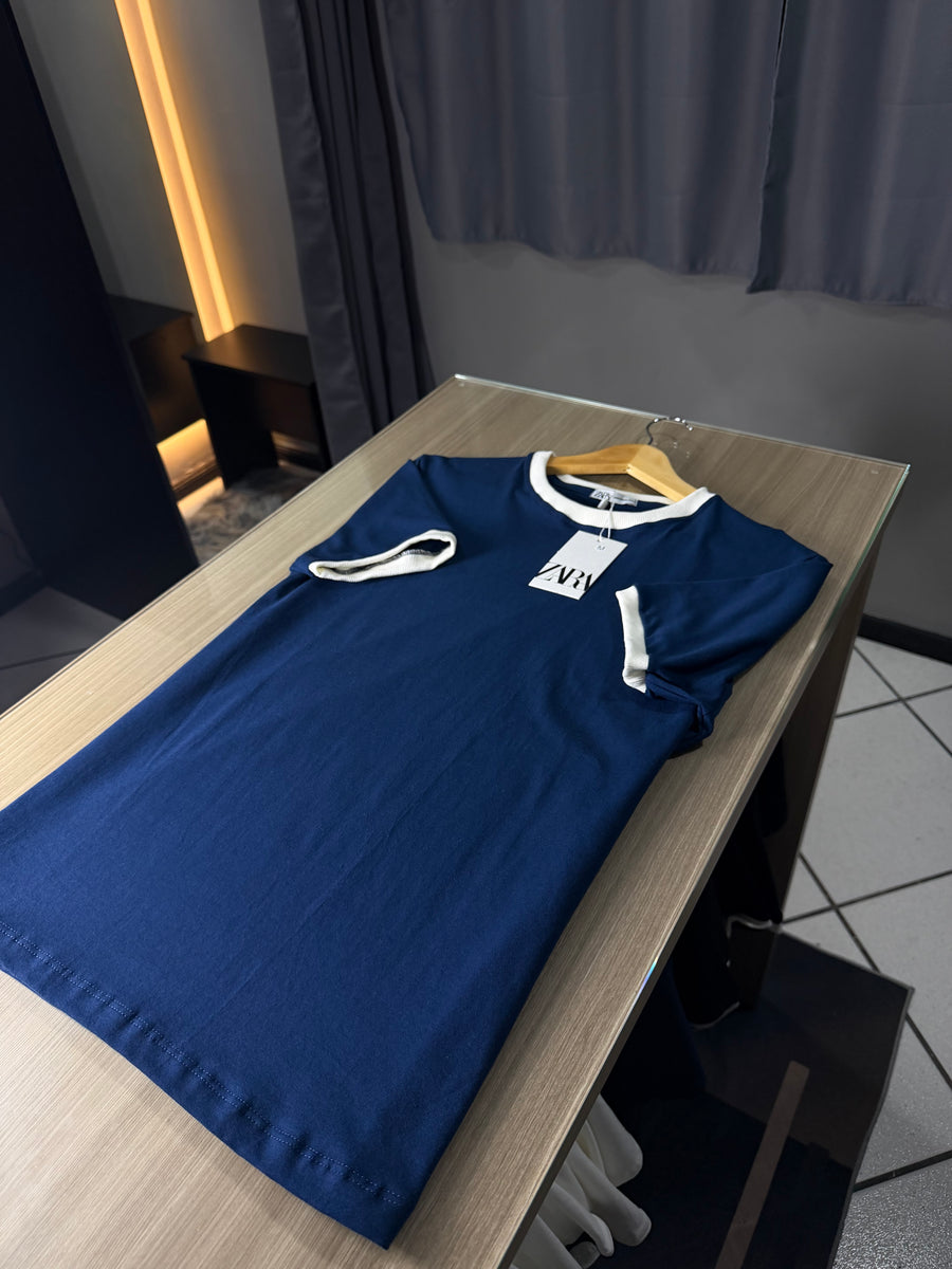 Camiseta Gola Trocada Slim Fit Azul