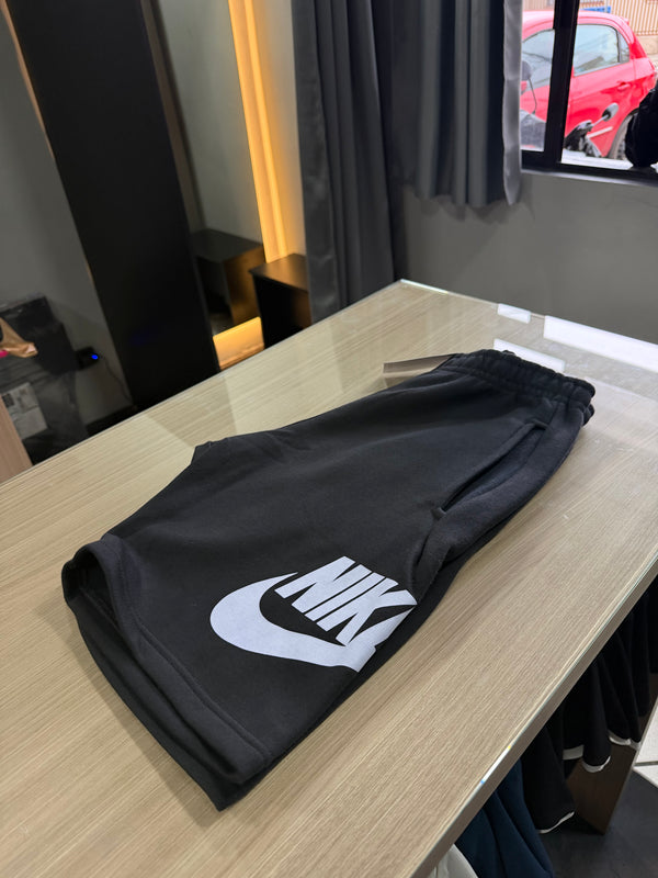 Bermuda Nike Moletom