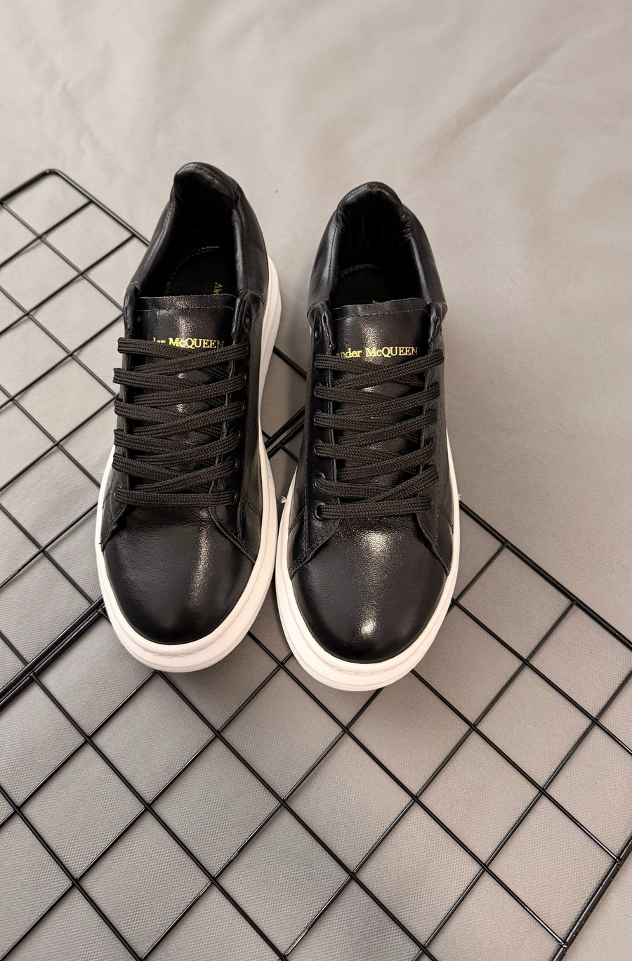 Alexander Mcqueen Preto