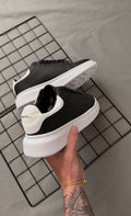 Tênis Alexander McQueen Preto e Branco