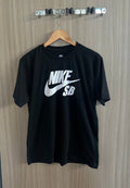 Camiseta Nike Preta