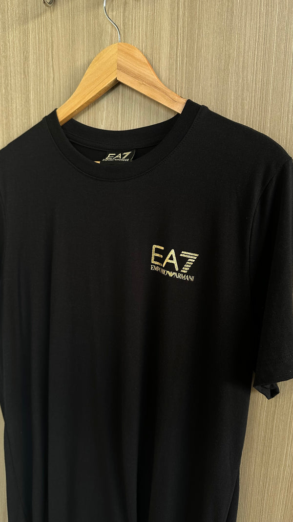 Camiseta EA7 Preta - Luxo